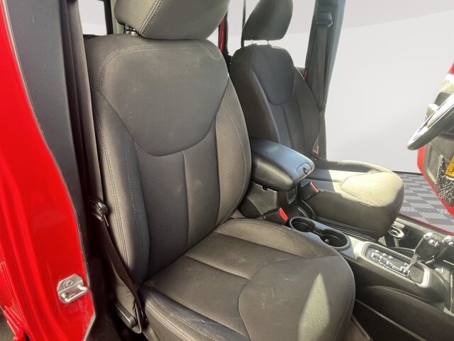 2017 Jeep Wrangler in Mesa, AZ 85212 - 18071001 94