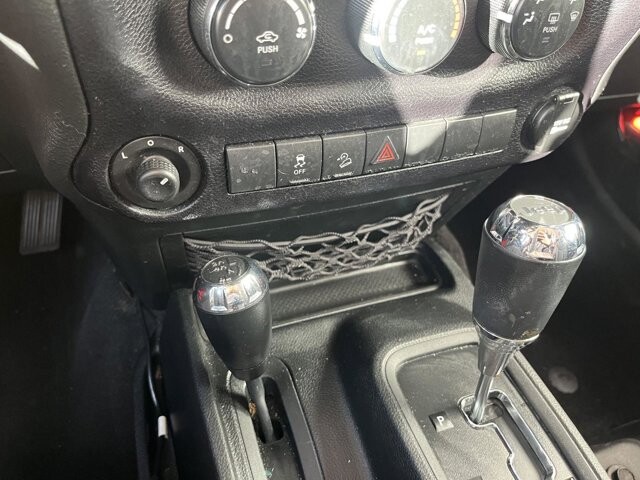 2017 Jeep Wrangler in Mesa, AZ 85212 - 18071001 114