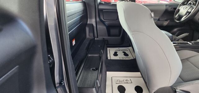 2016 Toyota Tacoma in Barton, MD 21521 - 18071007 14