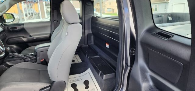 2016 Toyota Tacoma in Barton, MD 21521 - 18071007 6