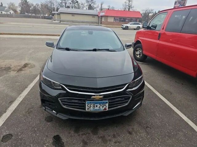2017 Chevrolet Malibu in Wadena, MN 56482 - 18071008 2