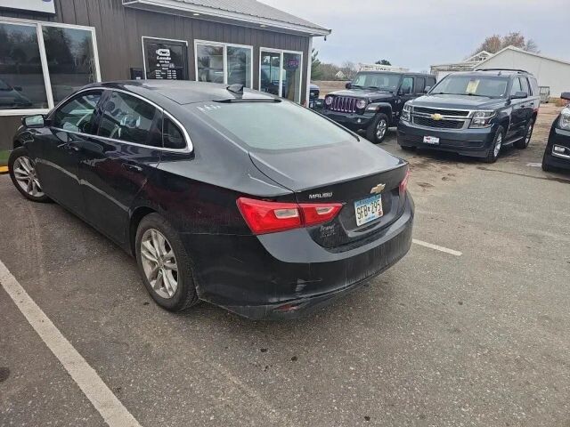 2017 Chevrolet Malibu in Wadena, MN 56482 - 18071008 7