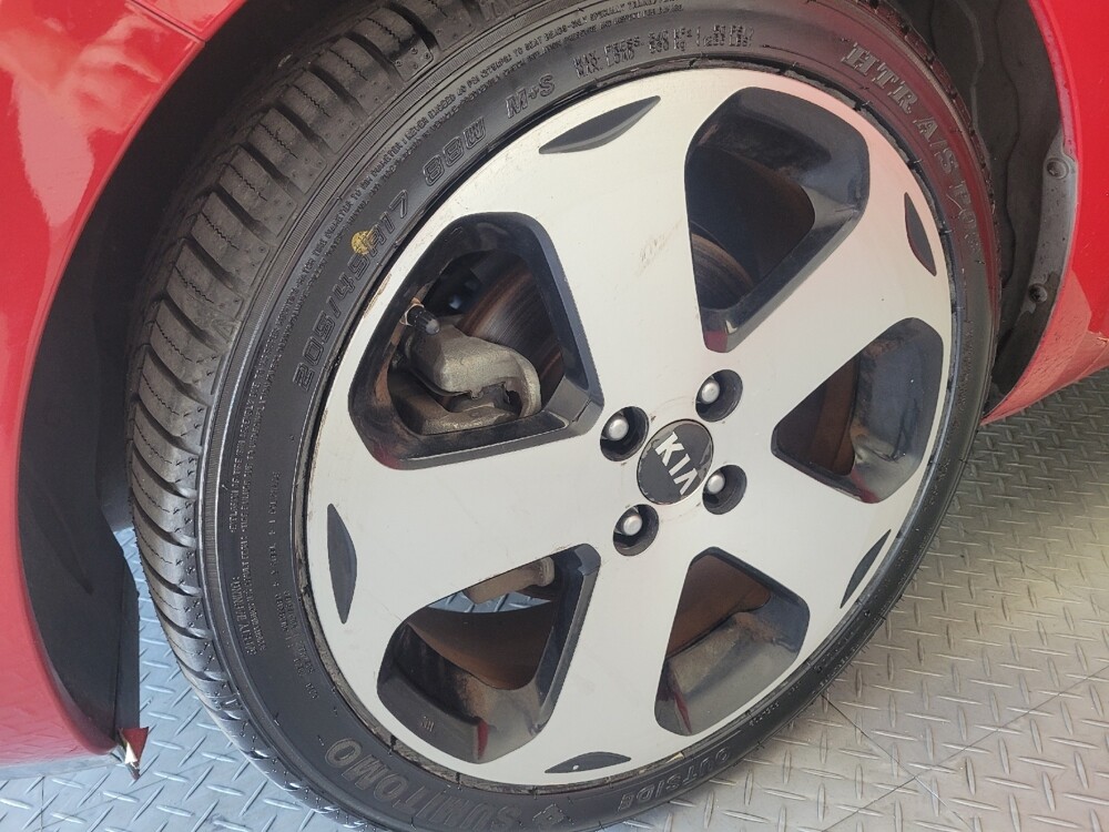 2012 Kia Rio in Riverside, CA 92504 - 18071020 31