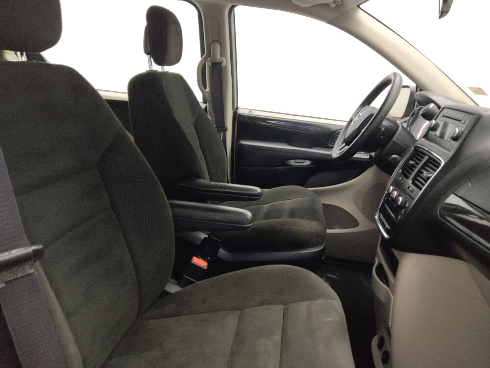 2015 Dodge Grand Caravan in Marietta, GA 30062 - 18071036 21