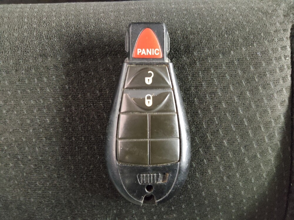 2015 Dodge Grand Caravan in Marietta, GA 30062 - 18071036 32