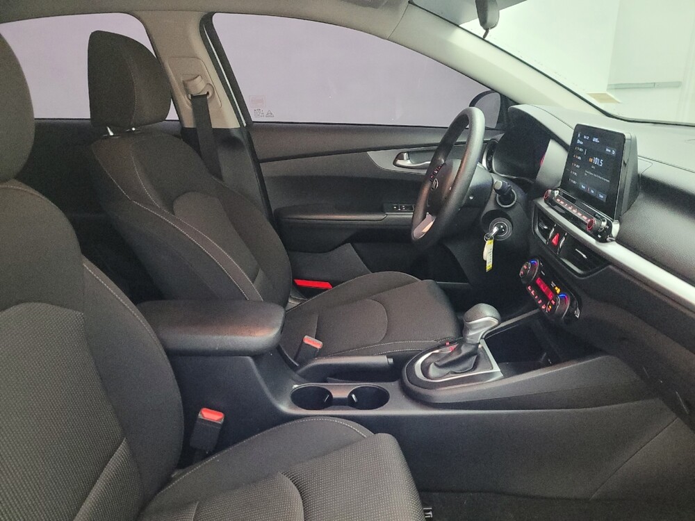 2019 Kia Forte in Tucson, AZ 85705 - 18071082 21