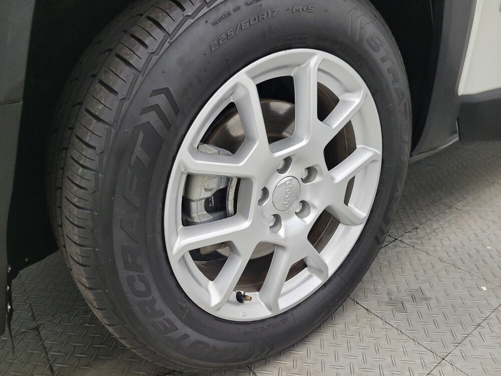 2019 Jeep Renegade in Glendale, AZ 85301 - 18071083 31