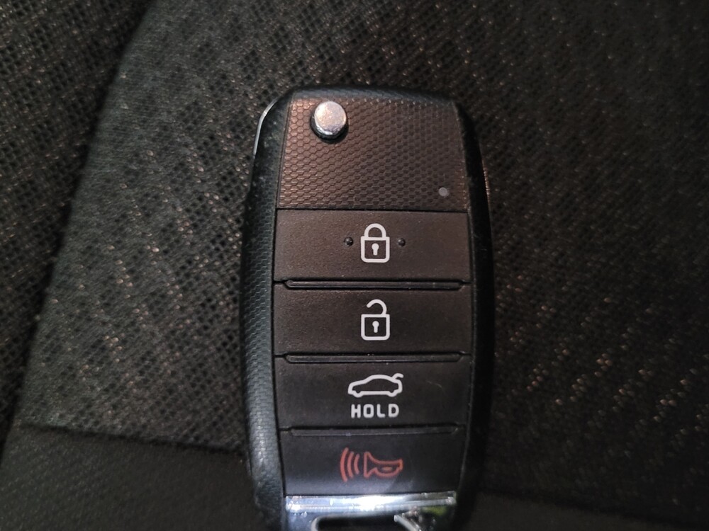 2017 Kia Optima in Bradenton, FL 34207 - 18071088 32