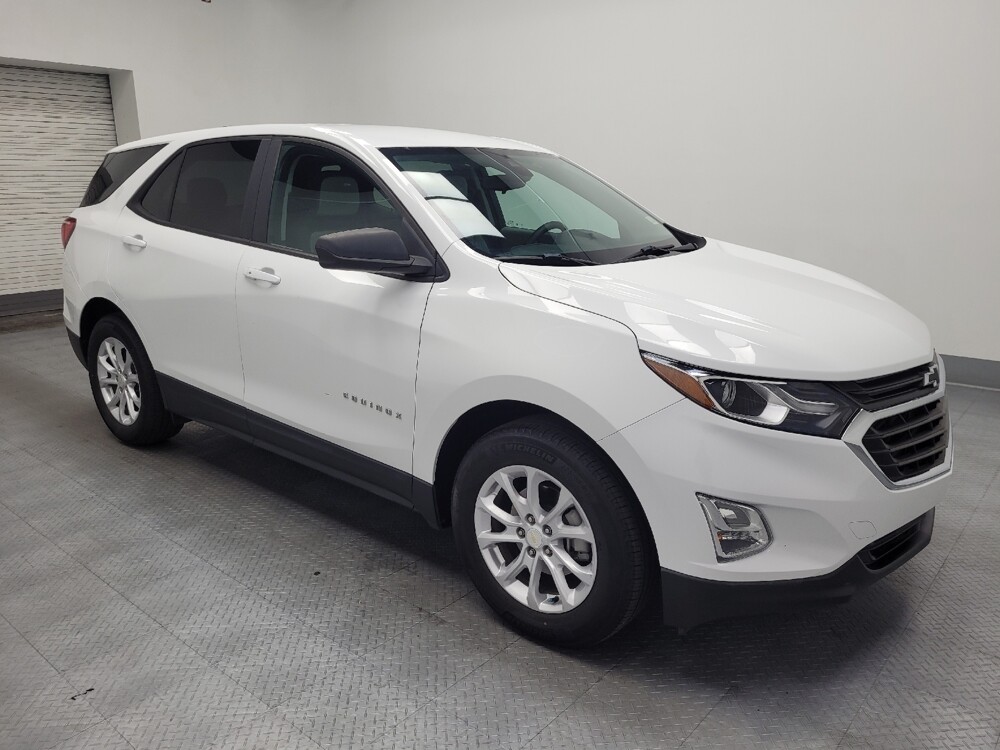 2020 Chevrolet Equinox in Las Vegas, NV 89104 - 18071098 11