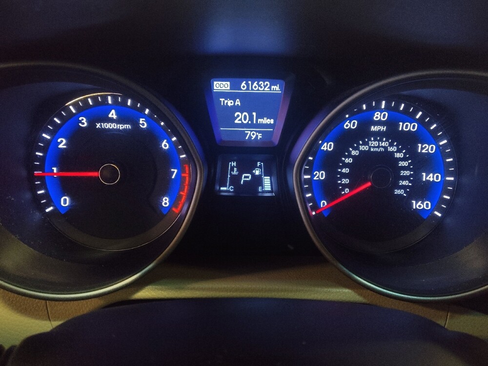 2017 Hyundai Elantra in Miami, FL 33157 - 18071105 23