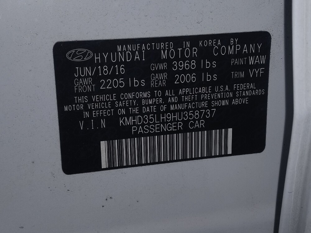 2017 Hyundai Elantra in Miami, FL 33157 - 18071105 33