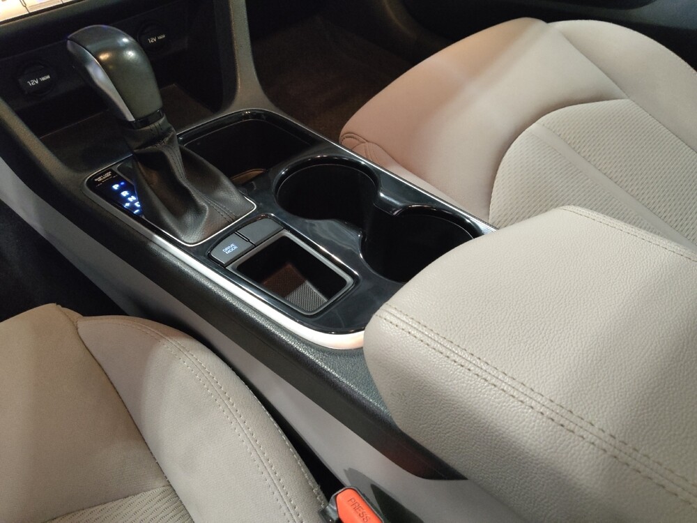 2018 Hyundai Sonata in Charleston, SC 29414 - 18071114 26