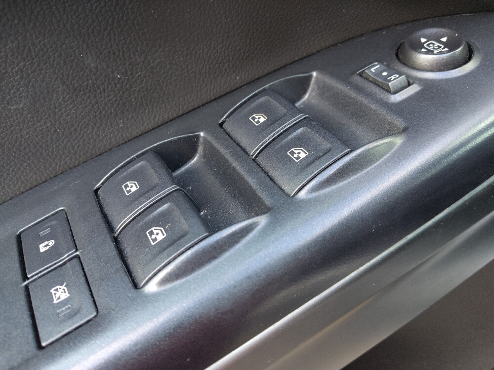 2016 Chevrolet Colorado in Houston, TX 77074 - 18071134 27