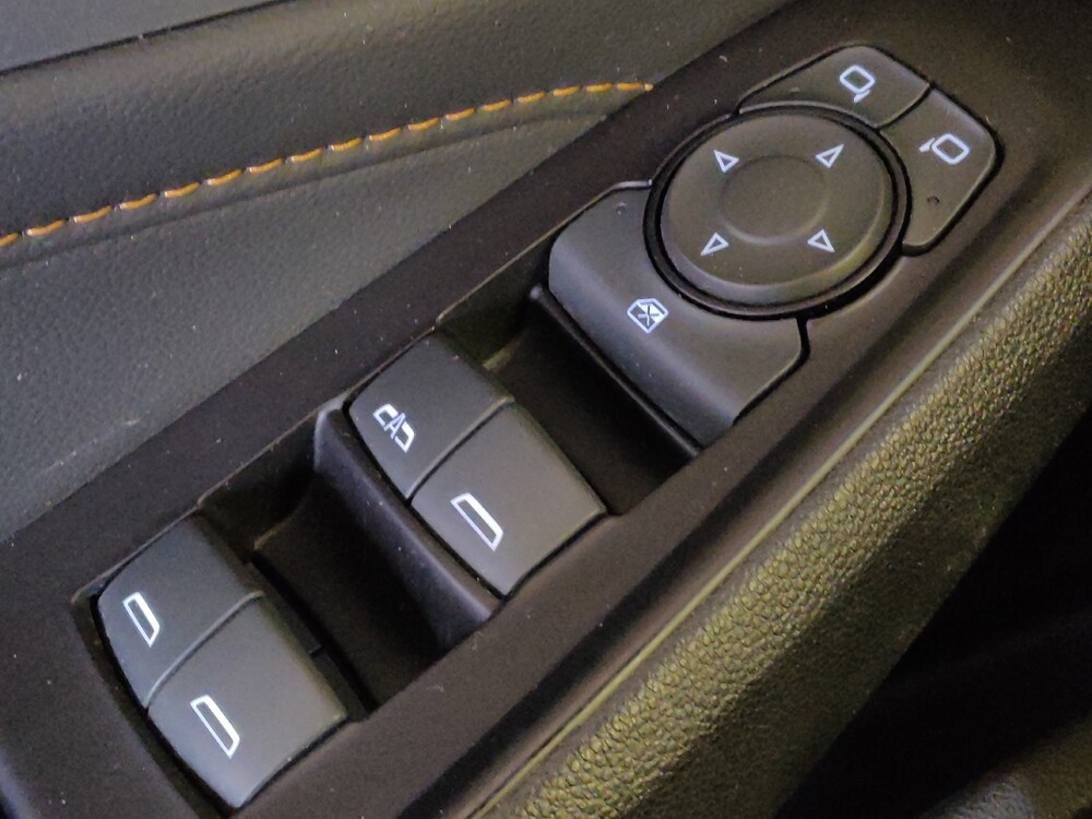 2019 Chevrolet Traverse in Houston, TX 77074 - 18071137 27