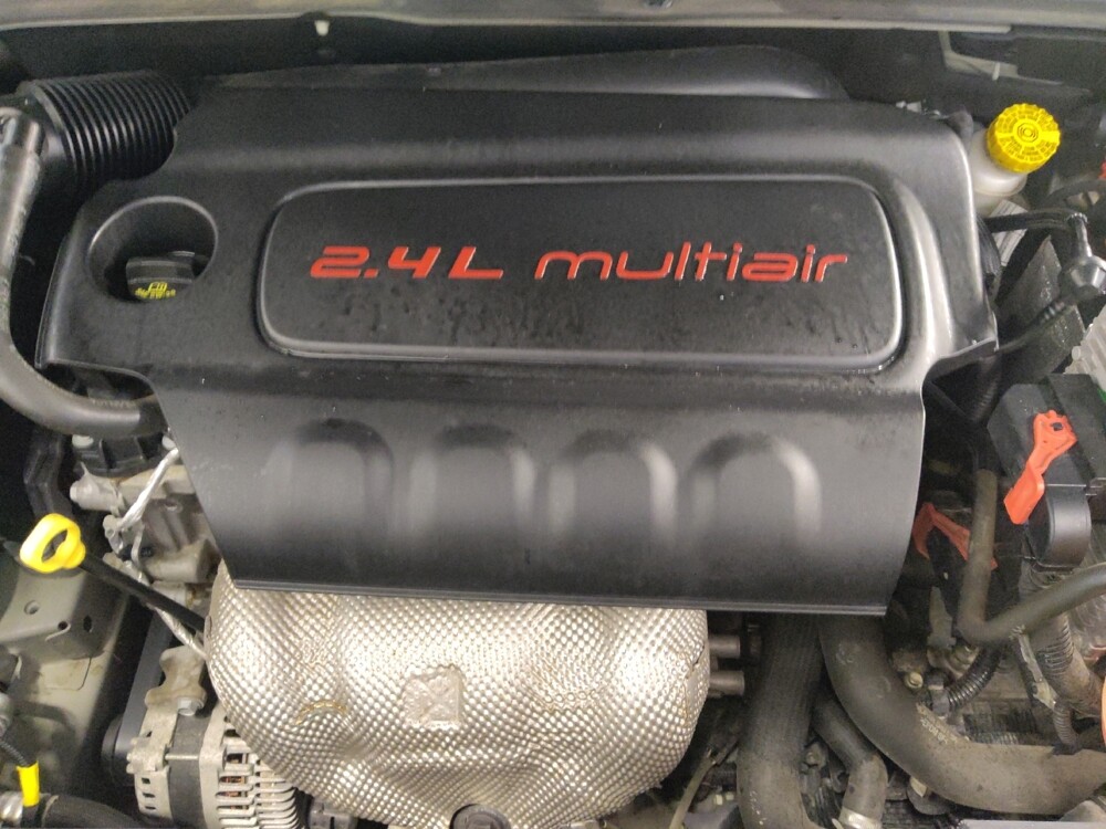 2019 Jeep Renegade in Houston, TX 77060 - 18071147 30