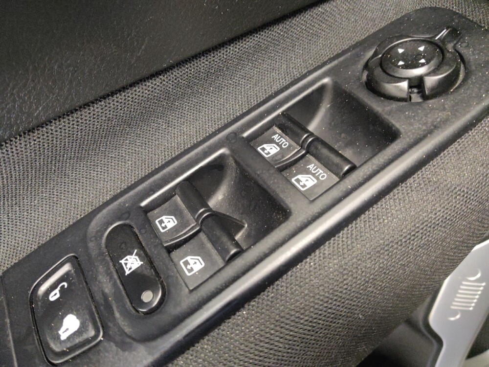 2019 Jeep Renegade in Houston, TX 77060 - 18071147 27