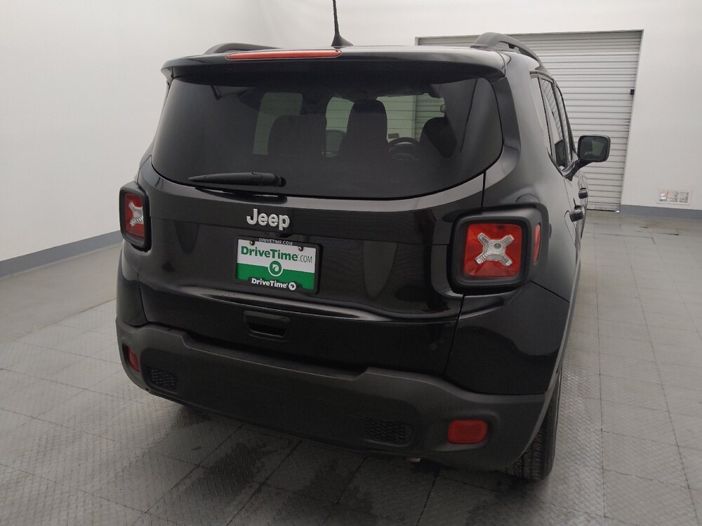 2019 Jeep Renegade in Houston, TX 77060 - 18071147 7