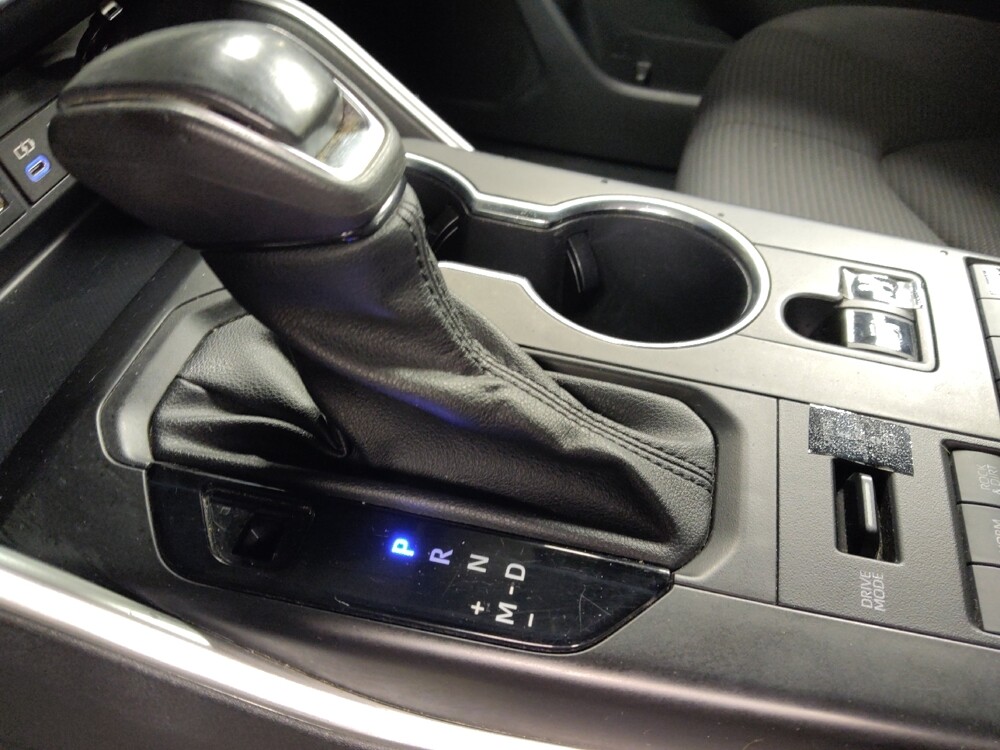 2022 Toyota Highlander in Houston, TX 77034 - 18071152 26