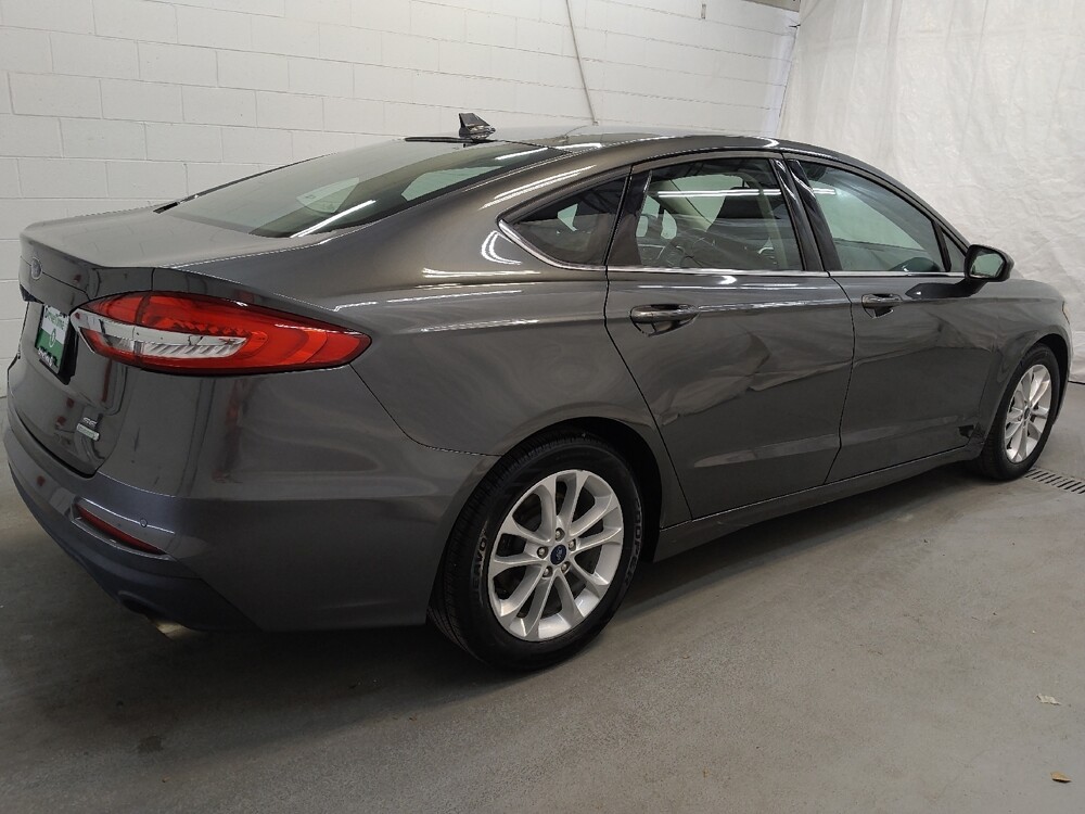 2019 Ford Fusion in Cincinnati, OH 45255 - 18071154 10