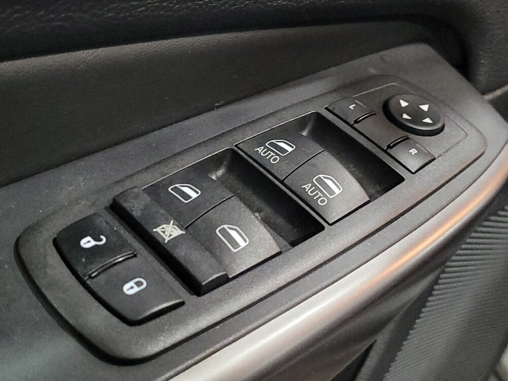 2022 Jeep Cherokee in Temple Hills, MD 20746 - 18071188 27