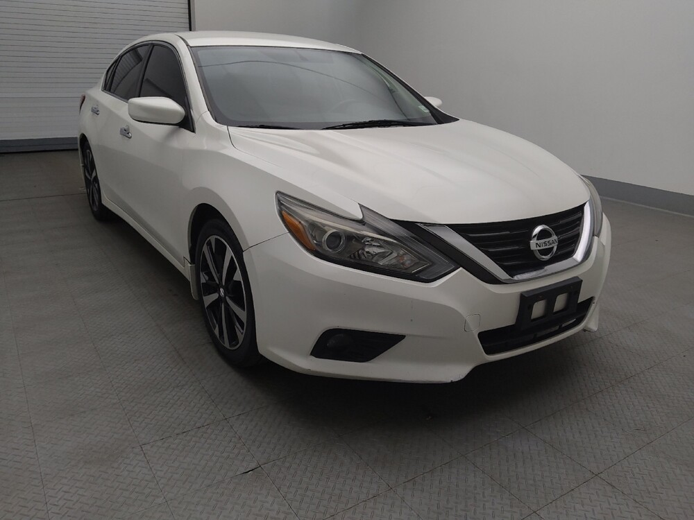 2018 Nissan Altima in Springfield, MO 65807 - 18071195 14
