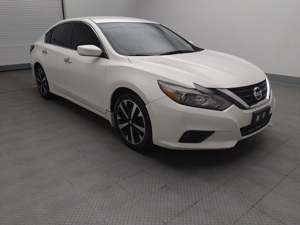 2018 Nissan Altima in Springfield, MO 65807 - 18071195 13