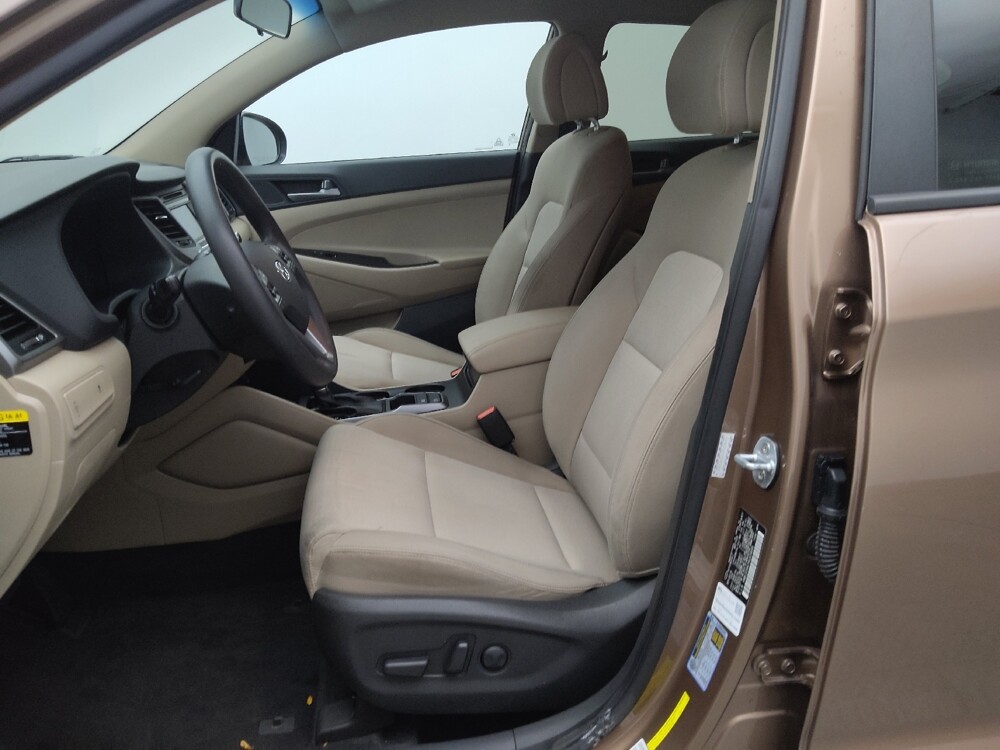 2017 Hyundai Tucson in Gladstone, MO 64118 - 18071200 17