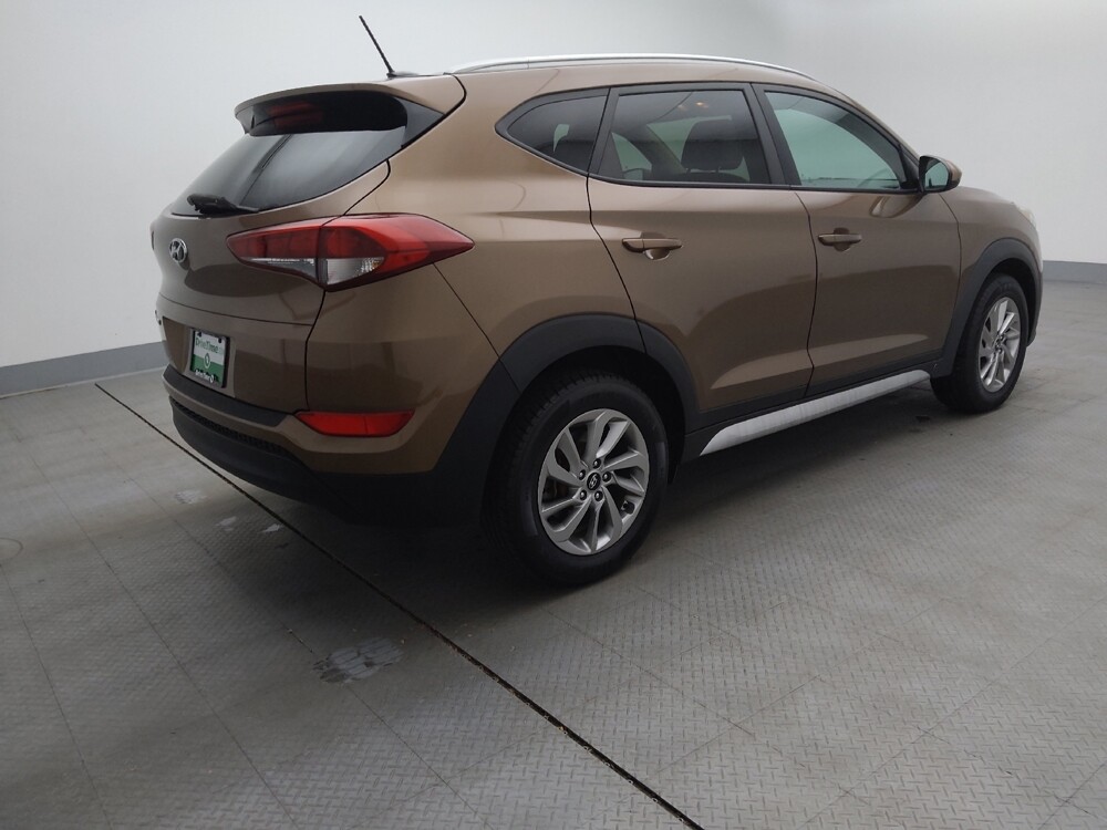 2017 Hyundai Tucson in Gladstone, MO 64118 - 18071200 10