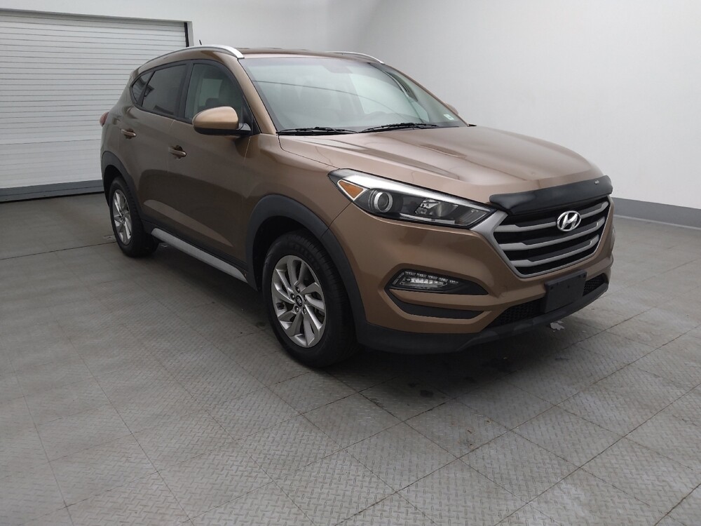 2017 Hyundai Tucson in Gladstone, MO 64118 - 18071200 13