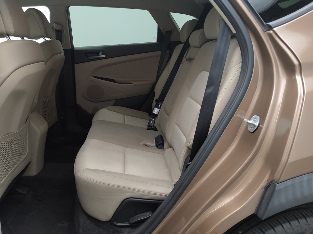 2017 Hyundai Tucson in Gladstone, MO 64118 - 18071200 18