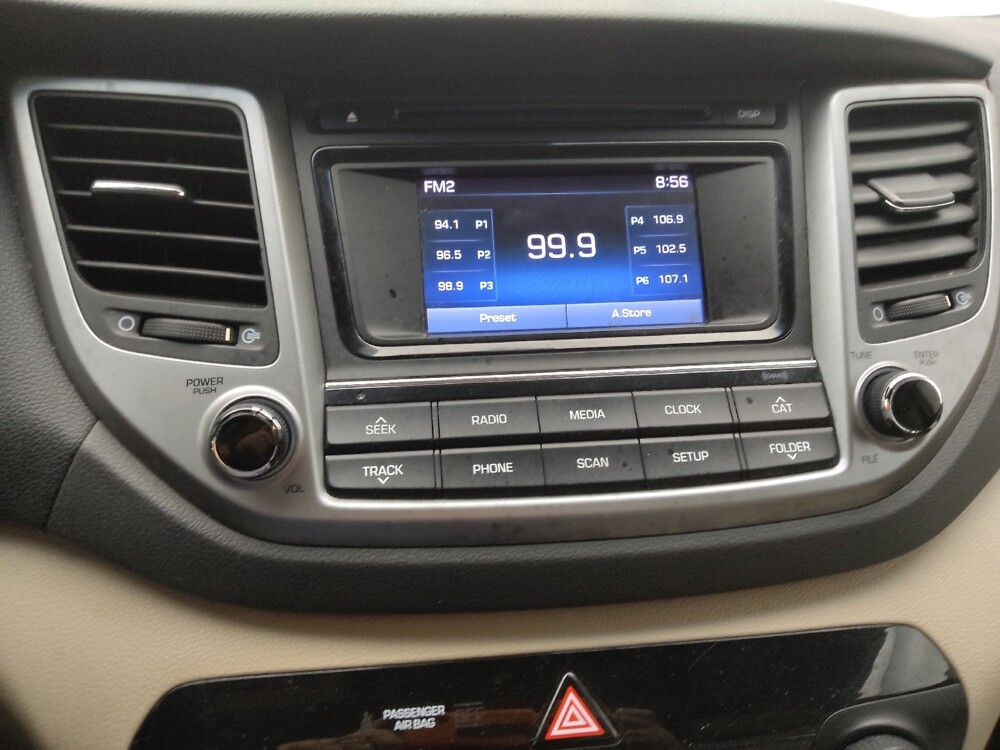 2017 Hyundai Tucson in Gladstone, MO 64118 - 18071200 25