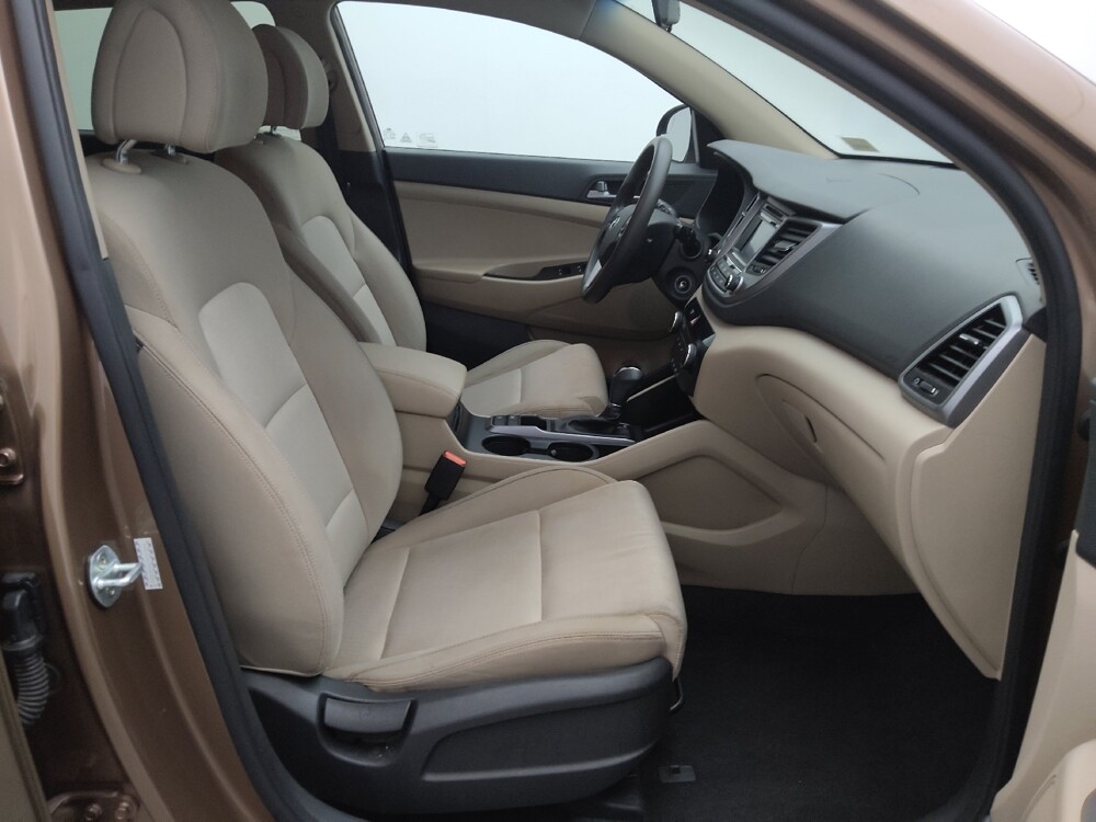 2017 Hyundai Tucson in Gladstone, MO 64118 - 18071200 21