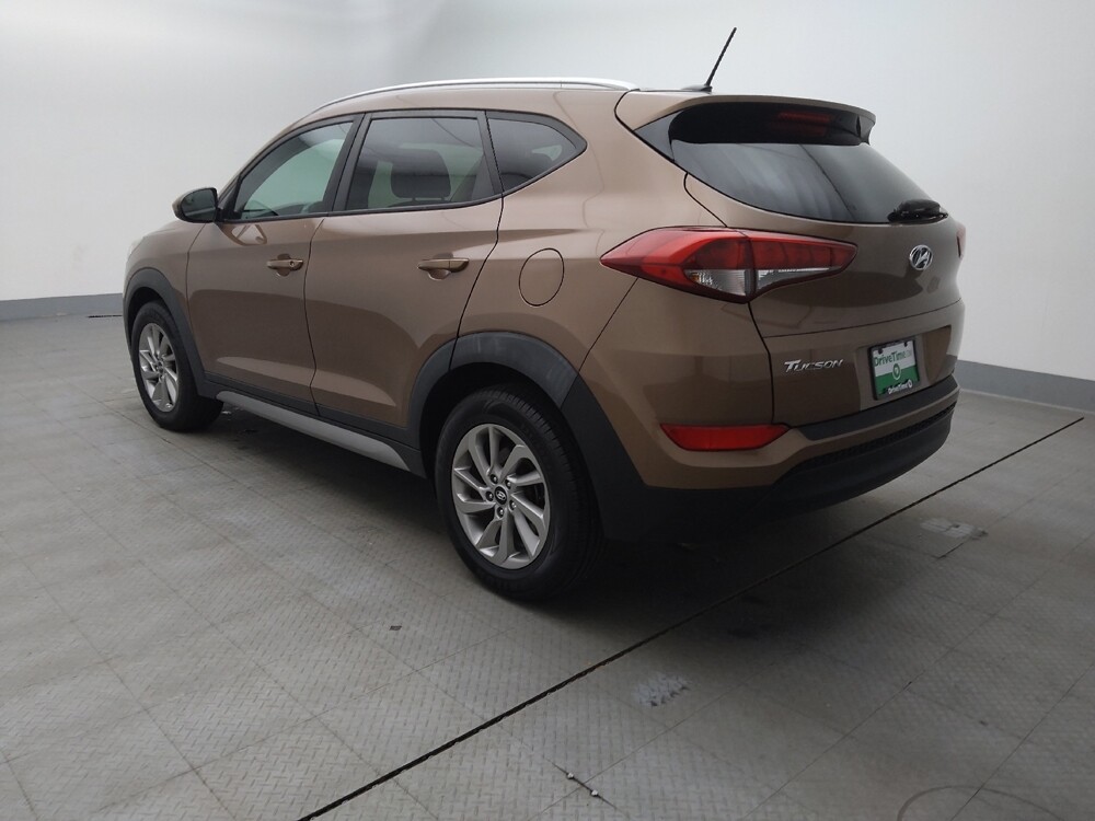 2017 Hyundai Tucson in Gladstone, MO 64118 - 18071200 5