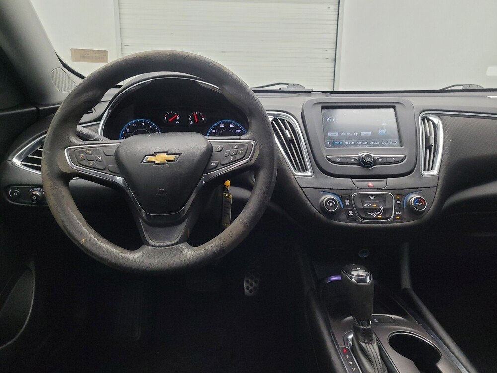 2017 Chevrolet Malibu in Athens, GA 30606 - 18071218 22