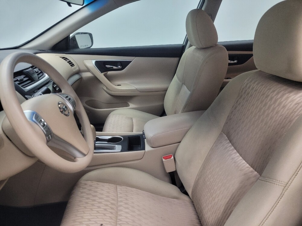 2017 Nissan Altima in Ft Wayne, IN 46805 - 18071234 17