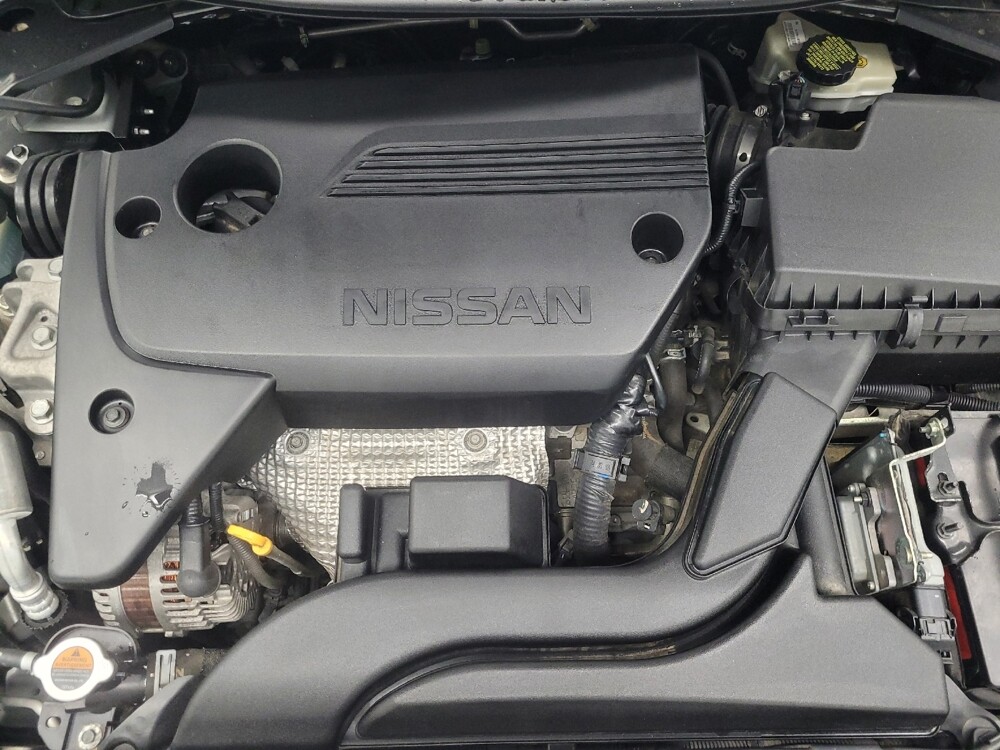 2017 Nissan Altima in Ft Wayne, IN 46805 - 18071234 30