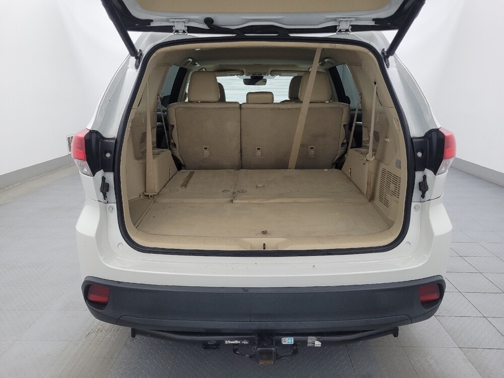 2017 Toyota Highlander in Tampa, FL 33619 - 18071248 29