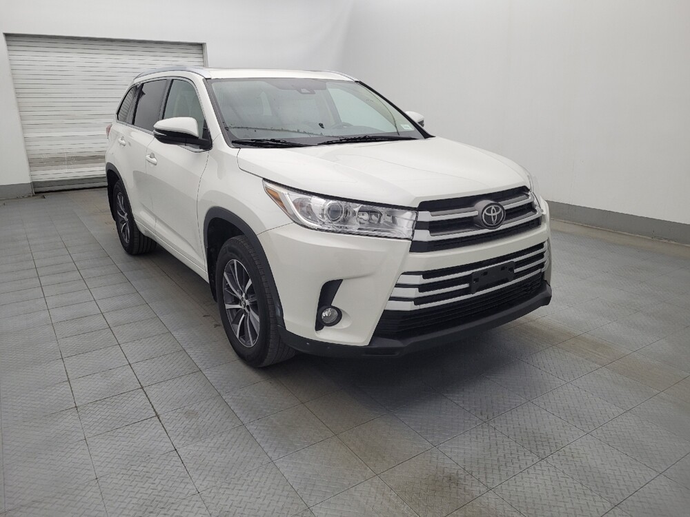 2017 Toyota Highlander in Tampa, FL 33619 - 18071248 13