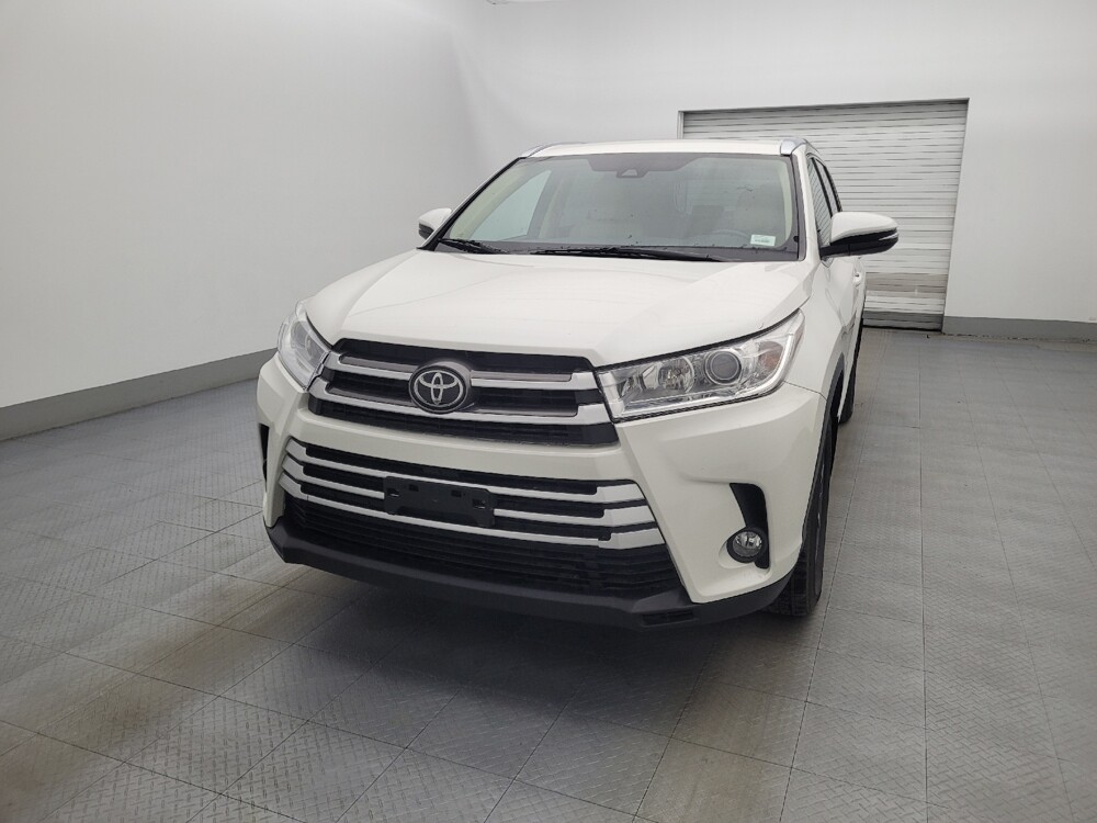 2017 Toyota Highlander in Tampa, FL 33619 - 18071248 15