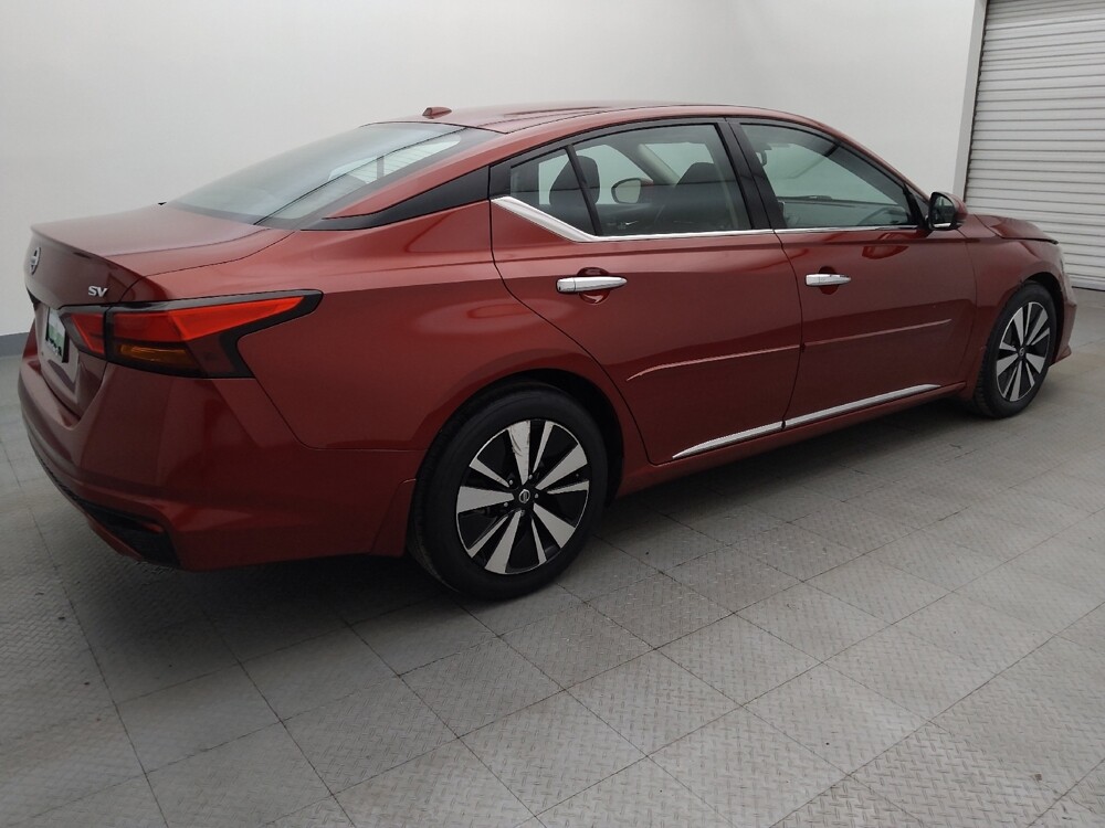 2019 Nissan Altima in Houston, TX 77060 - 18071251 10