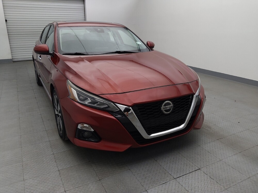 2019 Nissan Altima in Houston, TX 77060 - 18071251 14