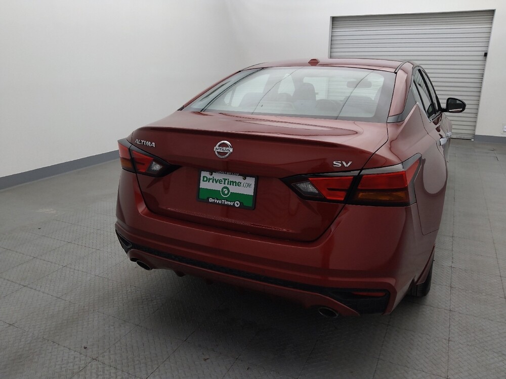 2019 Nissan Altima in Houston, TX 77060 - 18071251 7