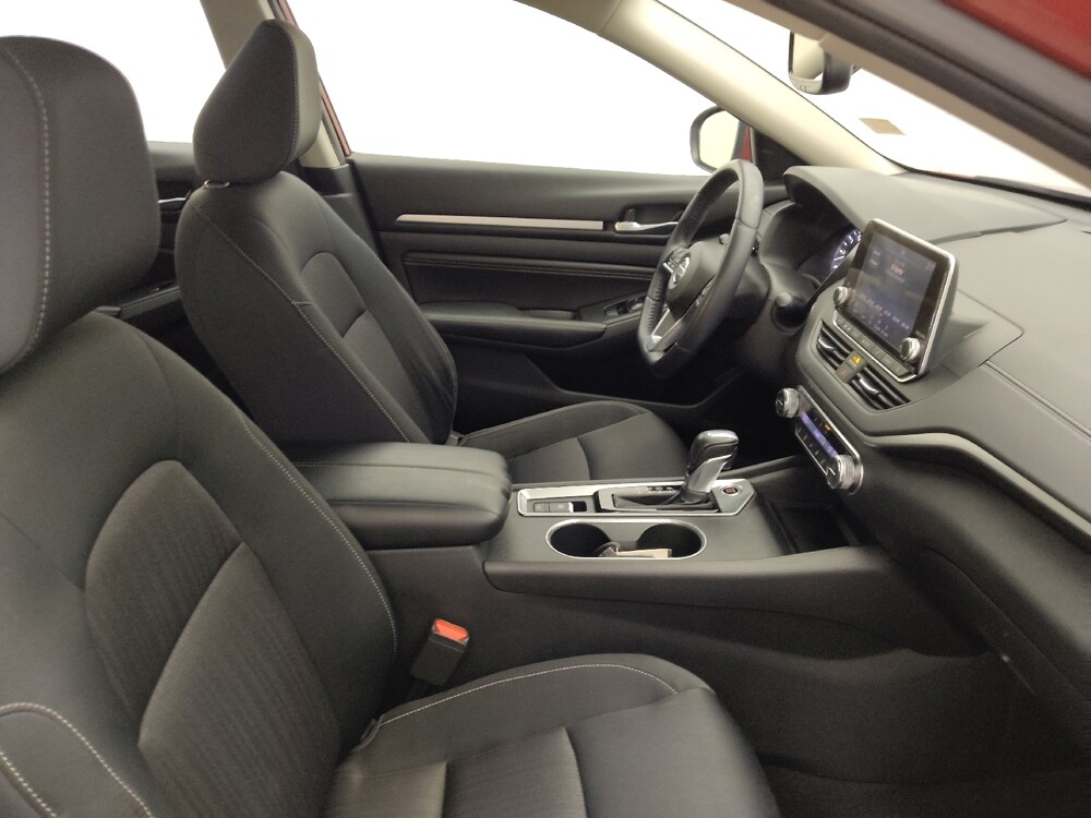 2019 Nissan Altima in Houston, TX 77060 - 18071251 21