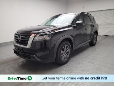 2022 Nissan Pathfinder in Riverside, CA 92504