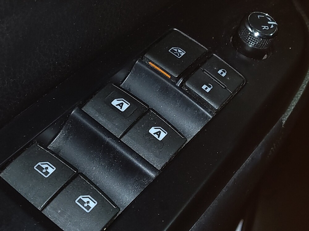 2019 Toyota Highlander in Arlington, TX 76011 - 18071263 27