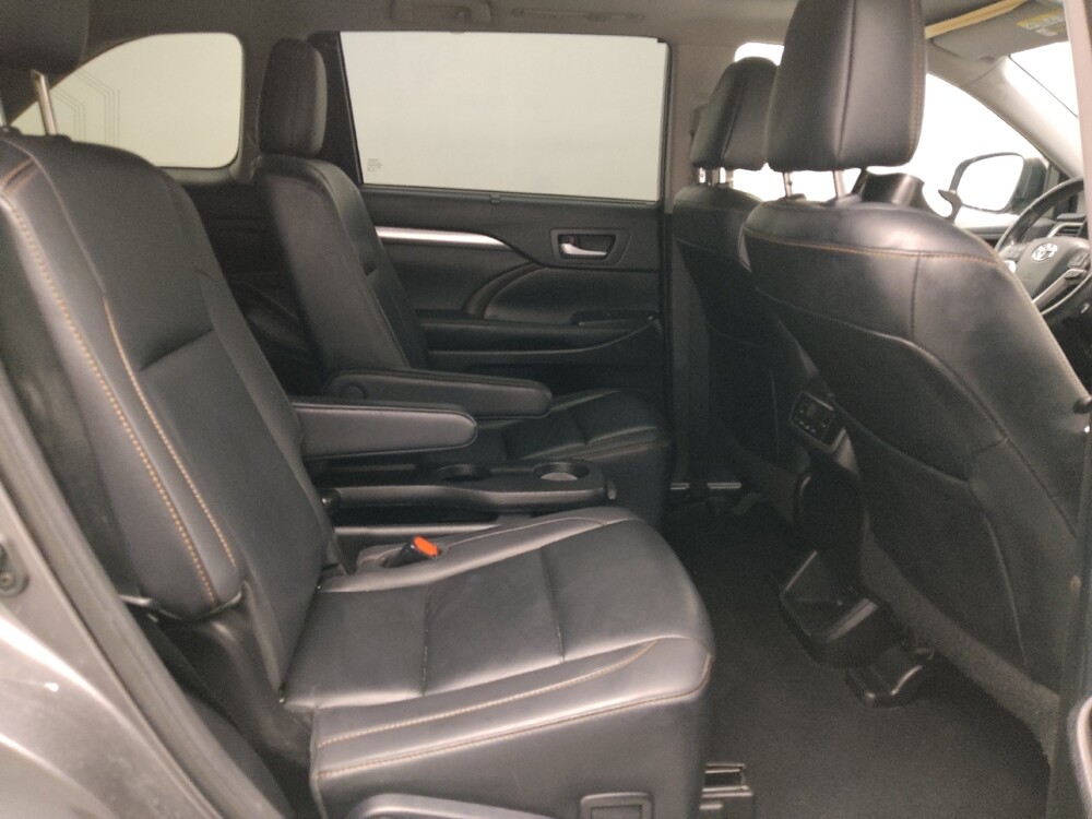 2019 Toyota Highlander in Arlington, TX 76011 - 18071263 19