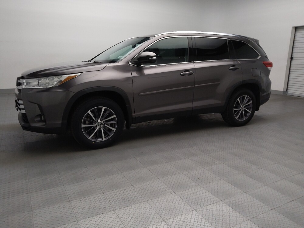 2019 Toyota Highlander in Arlington, TX 76011 - 18071263 2