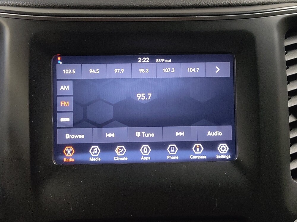 2019 Jeep Cherokee in Lakeland, FL 33815 - 18071270 25