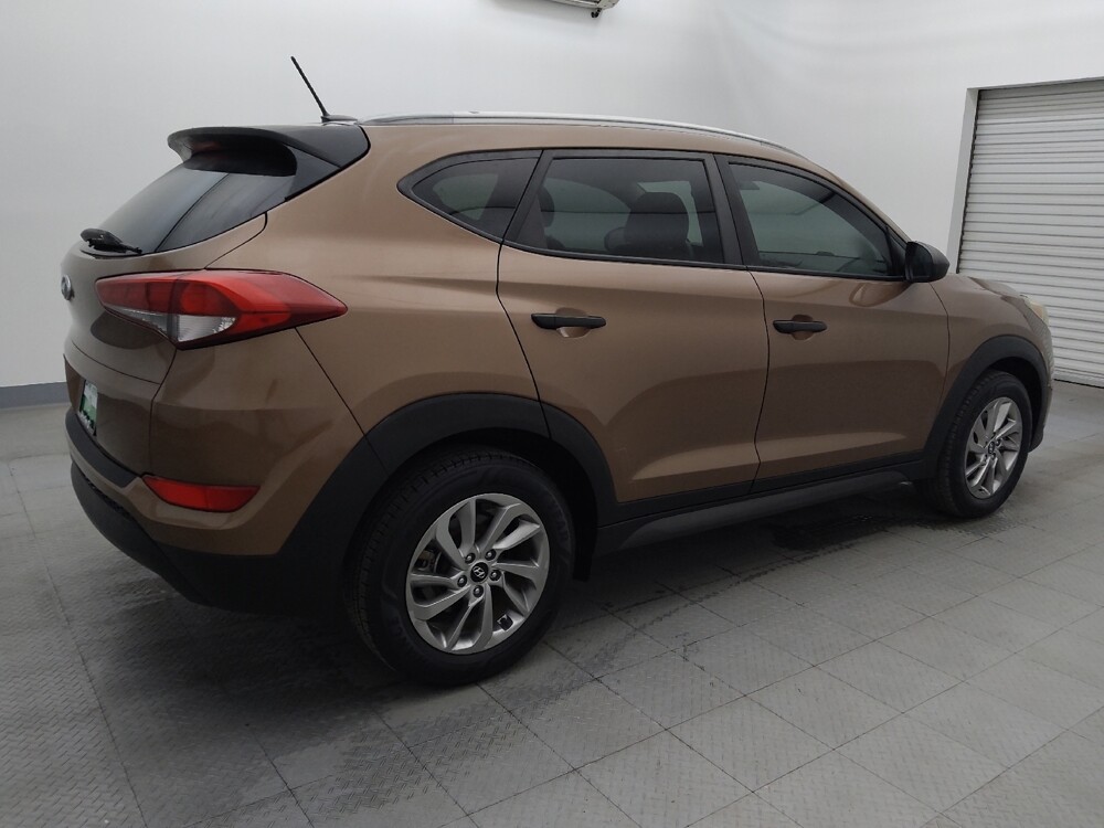 2016 Hyundai Tucson in Houston, TX 77034 - 18071315 10
