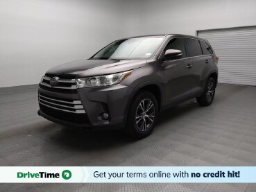 2019 Toyota Highlander in Arlington, TX 76011
